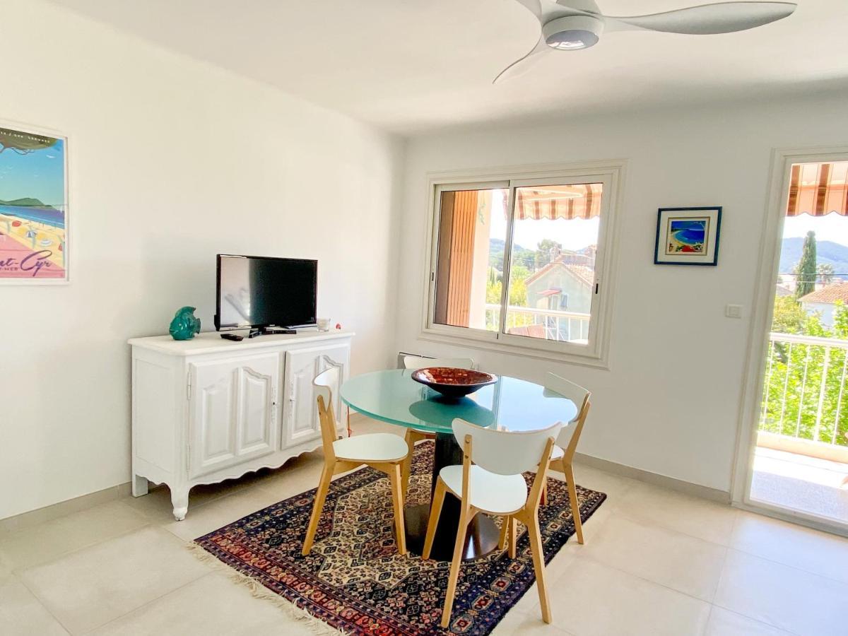 Appartement La Fregate Avec Terrasse A 100M De La Plage Saint-Cyr-sur-Mer Exterior foto